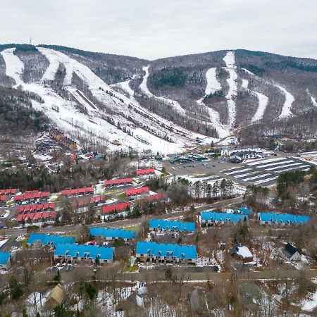 Superbe Condo Face Aux Pentes De Ski Stoneham!!! Exteriér fotografie